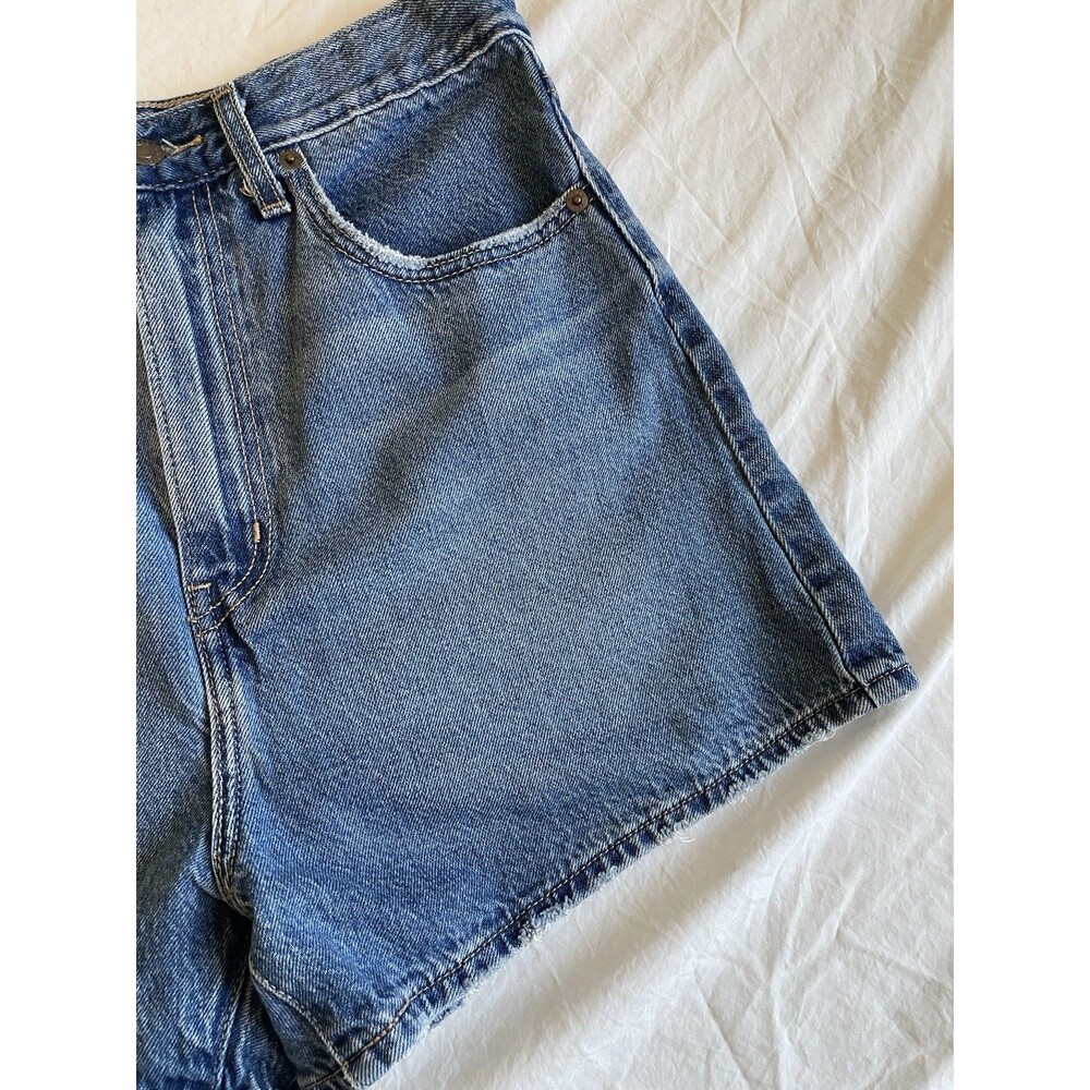 Levi’s Premium High Loose Shorts Aritzia high rise relaxed denim Women's Size 27 - Picture 7 of 9